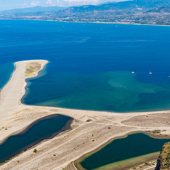 I Laghetti di Marinello e la riserva naturale - Portorosa complesso turistico a Furnari (ME)