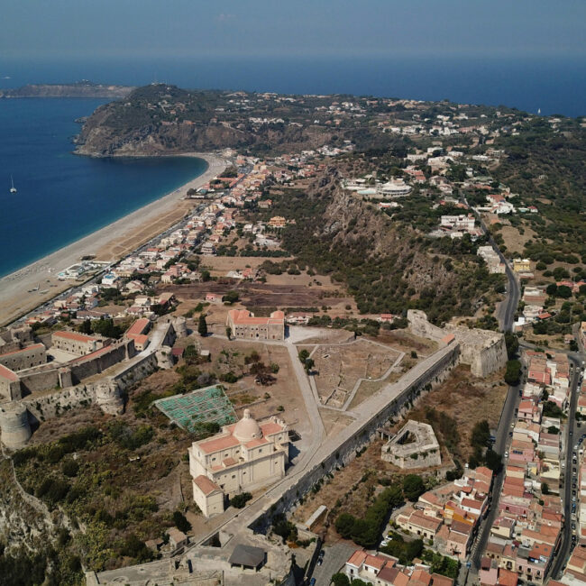 Milazzo - Portorosa complesso turistico a Furnari (ME)